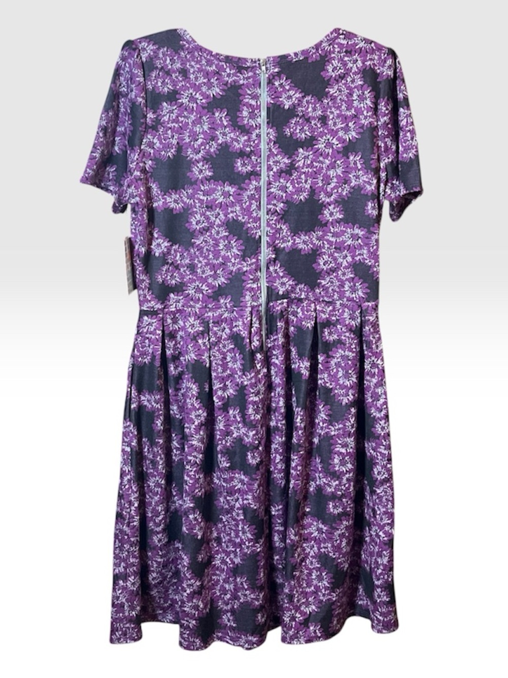 LuLaRoe Amelia Dress Purple Floral Short Sleeve Dress feminine defined pockets - Picture 2 of 12